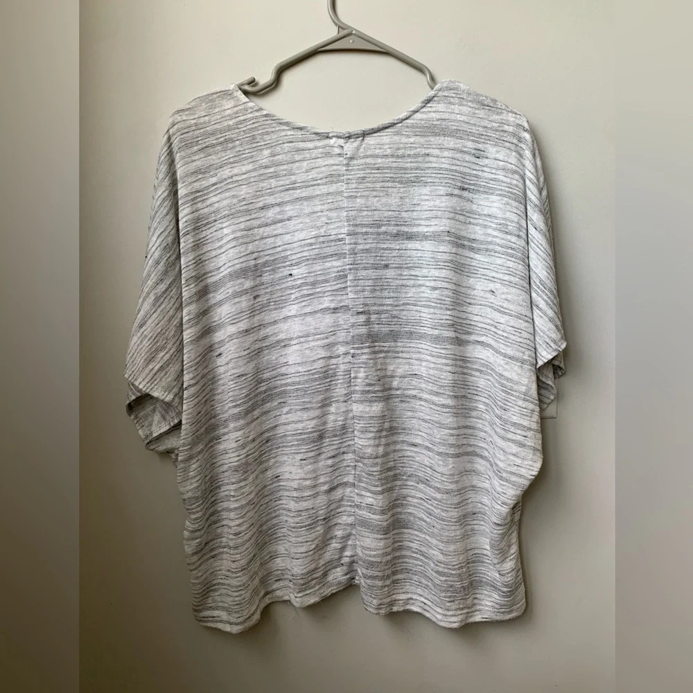 PETROL Women’s Cream Gray Stripe V-Neck  Lace Up Front Cap Sleeve Sweater